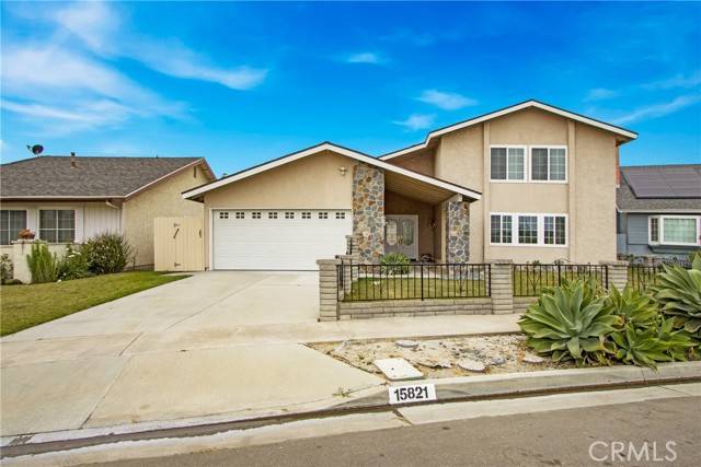 Westminster, CA 92683,15821 Redlands Avenue