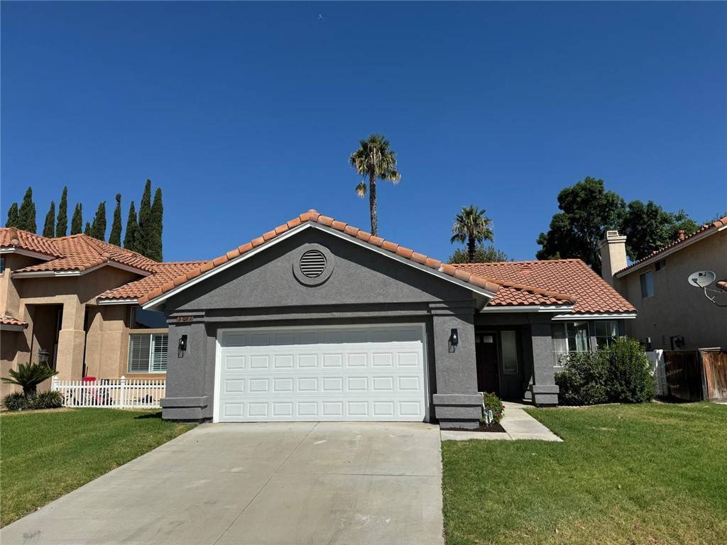 Corona, CA 92879,3081 Hampshire Circle