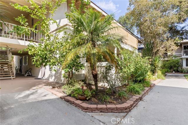 Laguna Woods, CA 92637,163 avenida Majorca #B