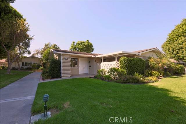 Laguna Woods, CA 92637,250 Calle Aragon