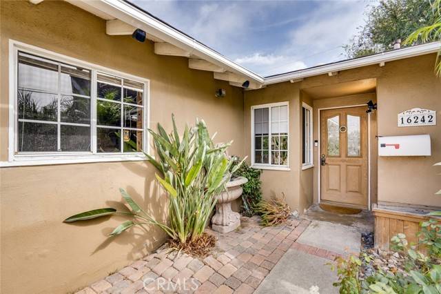 Huntington Beach, CA 92649,16242 Fairway Lane