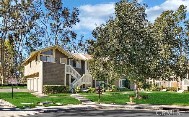 Lake Forest, CA 92630,26094 Hillsford Place