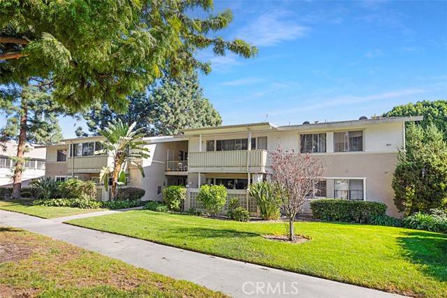 Laguna Woods, CA 92637,353 Avenida Sevilla