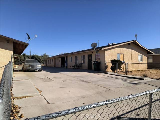 Apple Valley, CA 92308,12947 Navajo Road