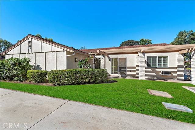 Laguna Woods, CA 92637,3149 Via Vista