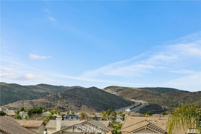 Aliso Viejo, CA 92656,27 Lantana