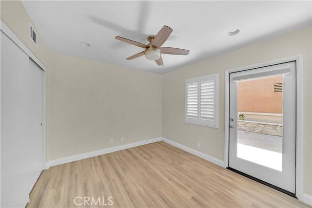 Irvine, CA 92618,14 Datepalm