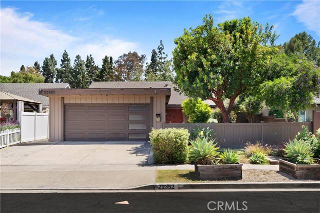Laguna Hills, CA 92653,22352 Torino