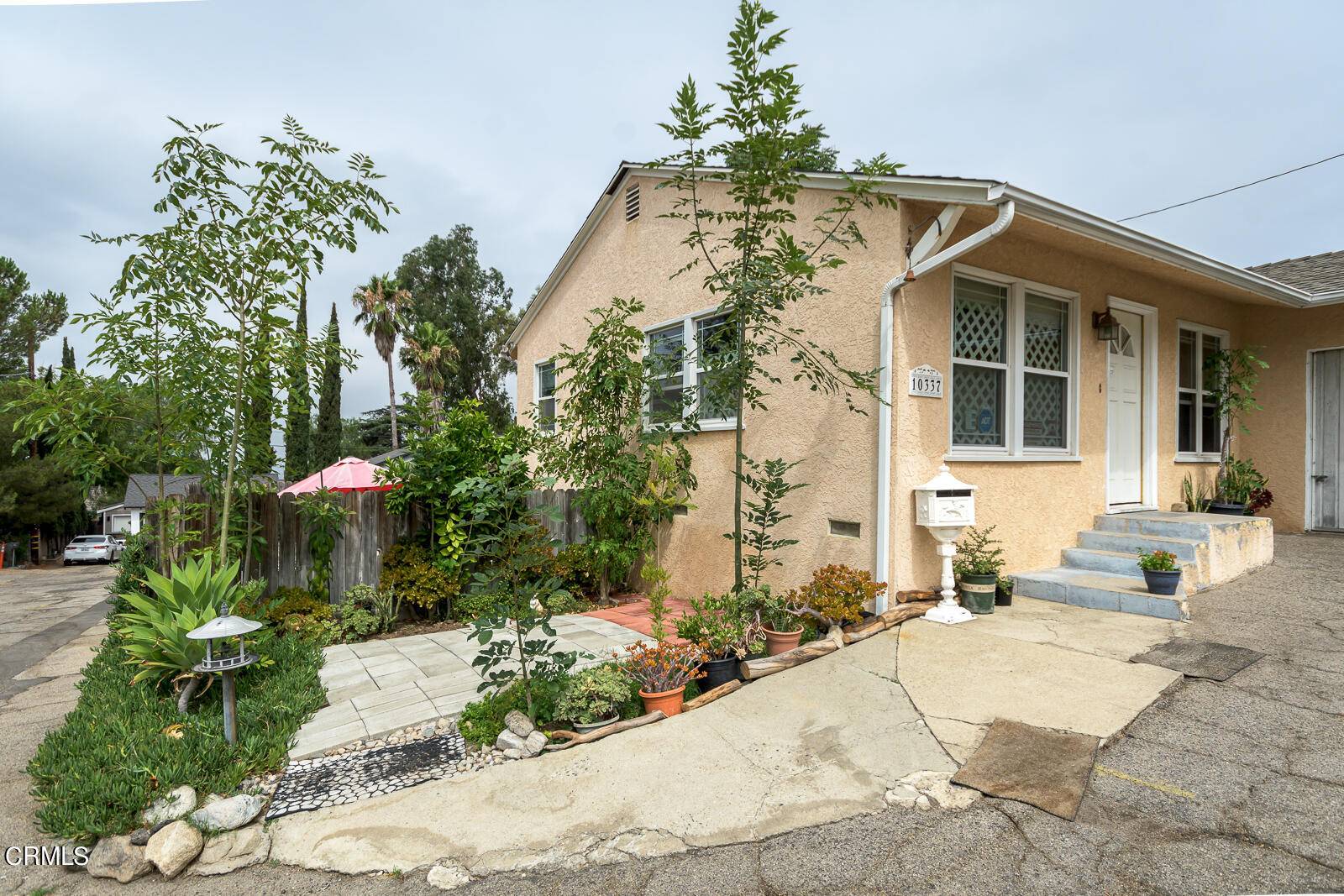 Tujunga, CA 91042,10337 Pinyon Avenue