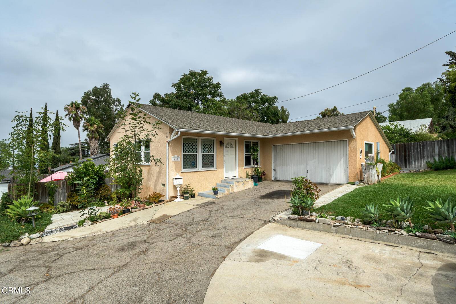 Tujunga, CA 91042,10337 Pinyon Avenue