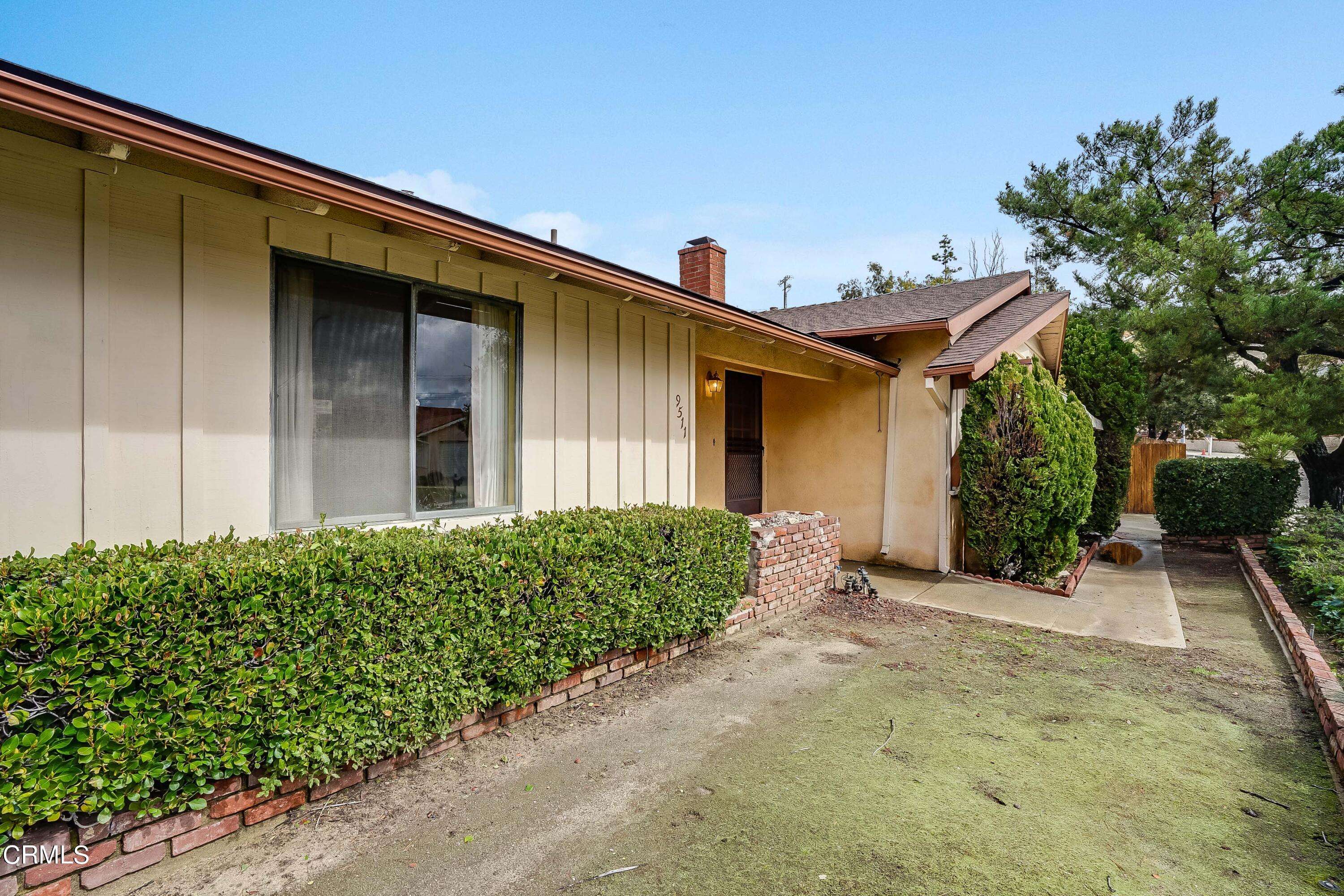 Tujunga, CA 91042,9511 Mina Rica Drive