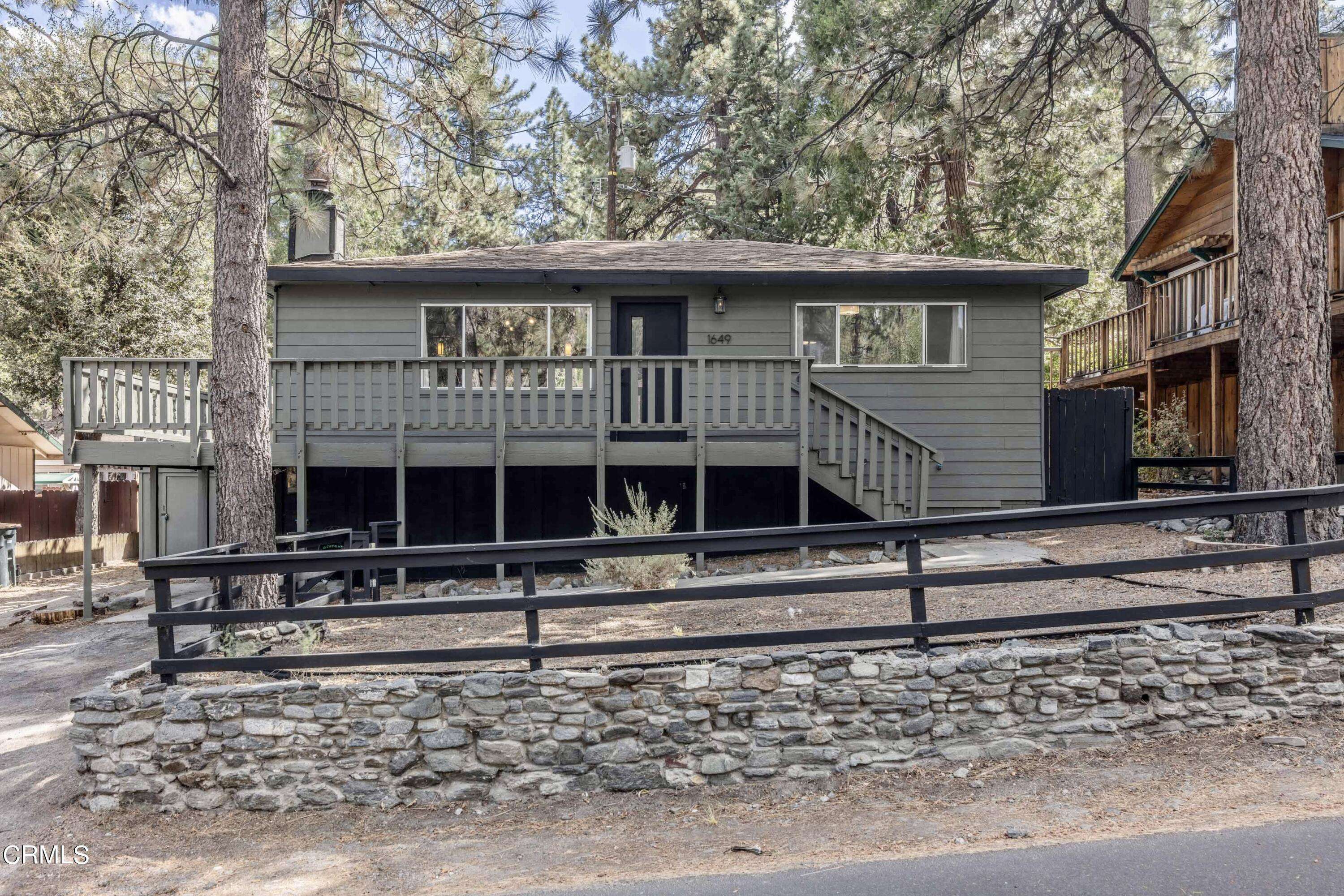 Wrightwood, CA 92397,1649 Linnet Road