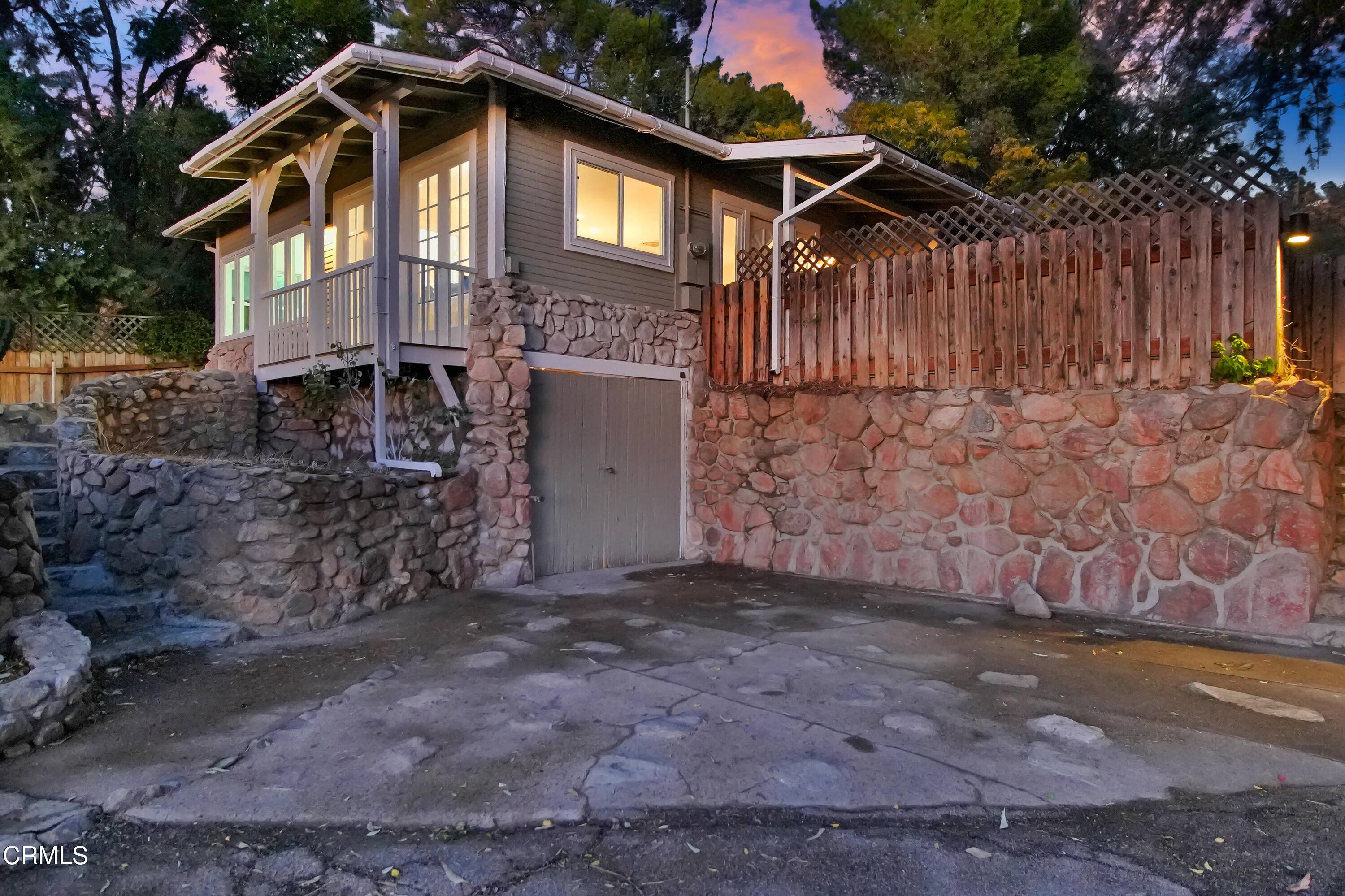 Tujunga, CA 91042,10520 Pinyon Avenue