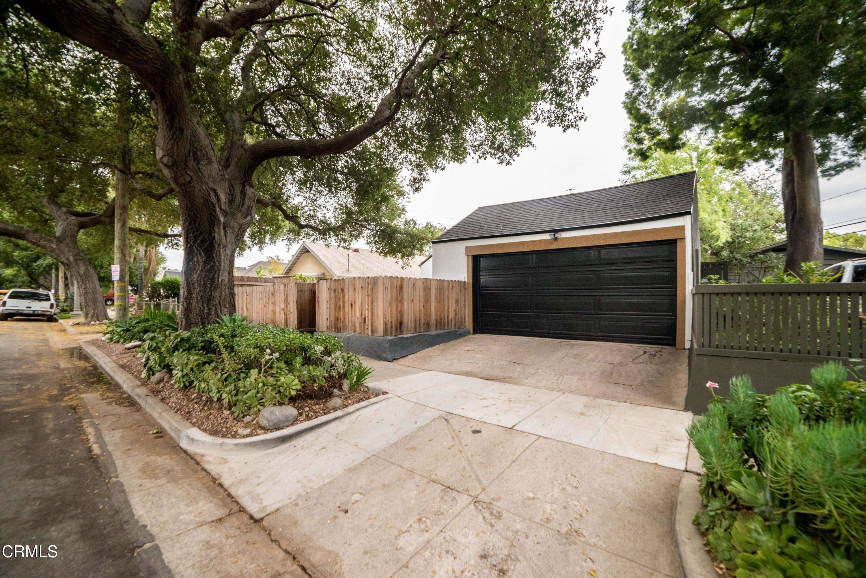 Pasadena, CA 91103,1132 Forest Avenue