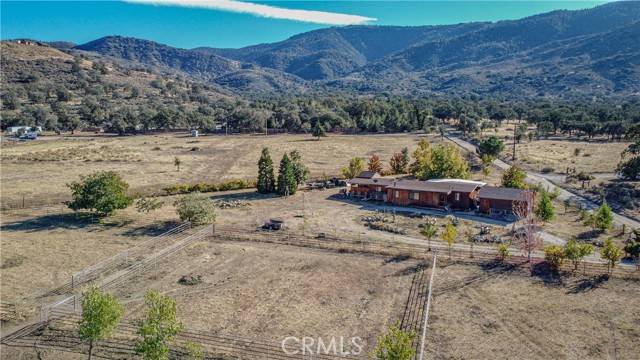 Tehachapi, CA 93561,18812 Old Ranch Road