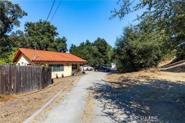 Atascadero, CA 93422,6907 Country Club Drive