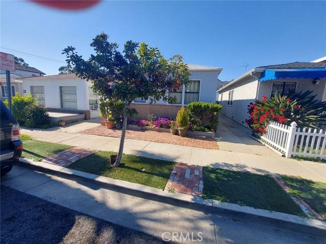 Seal Beach, CA 90740,309 8th Street