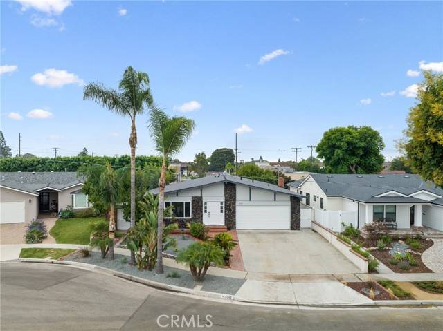 Los Alamitos, CA 90720,3942 Kinmount Street