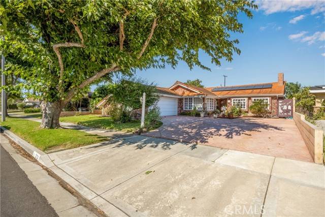 Los Alamitos, CA 90720,2731 Copa De Oro Drive