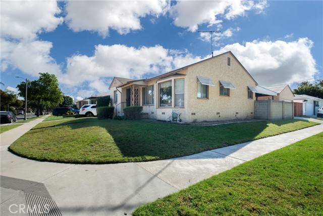 Lakewood, CA 90713,5902 Elkport Street