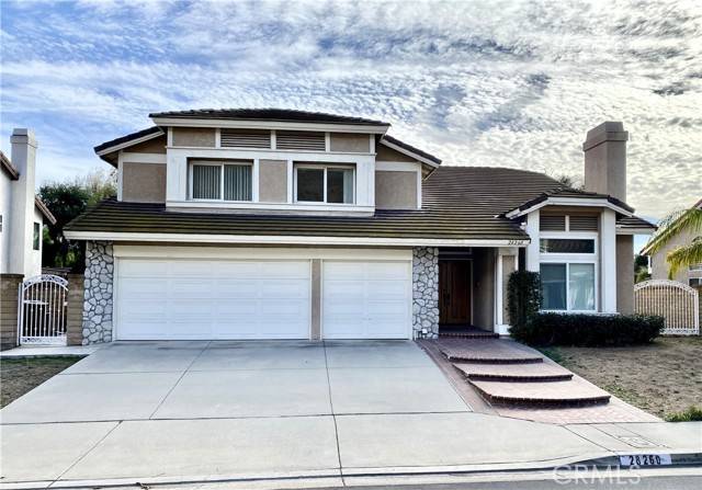 Yorba Linda, CA 92887,28260 Pine Meadow Way