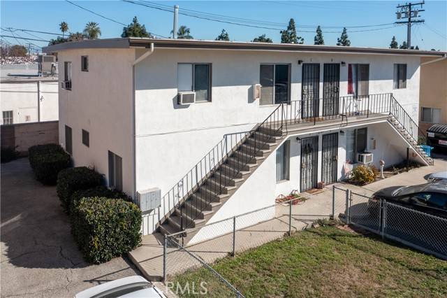 Downey, CA 90242,8721 Lyndora Street