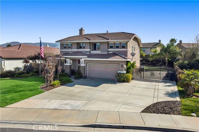 Corona, CA 92883,24352 Sawtooth Court