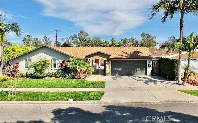 Los Alamitos, CA 90720,3392 Rowena Drive