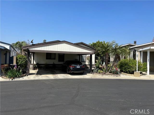 Brea, CA 92821,621 Wood LAKE Drive