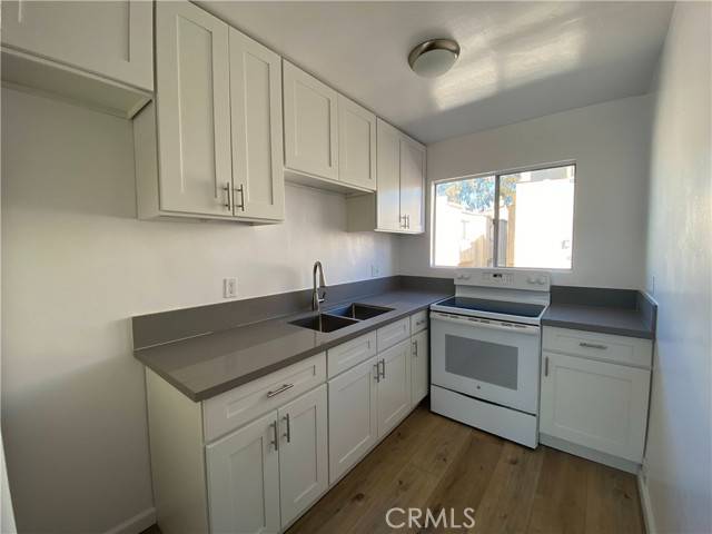 Long Beach, CA 90802,348 Cerritos Avenue