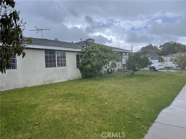 Paramount, CA 90723,13936 Pelton Avenue