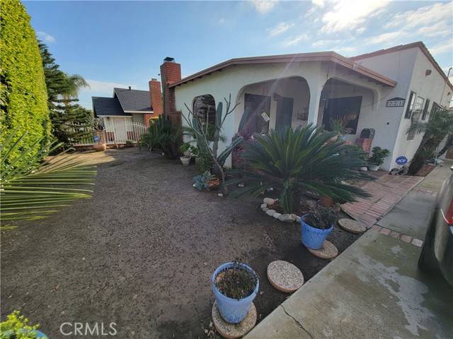 La Habra, CA 90631,221 Lois Street