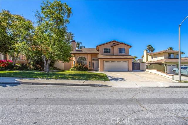 Grand Terrace, CA 92313,22785 Raven Way