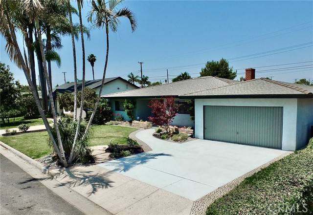 Downey, CA 90240,8449 Suva Street