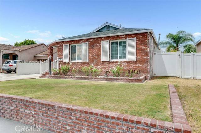 Lakewood, CA 90712,5335 Premiere Avenue