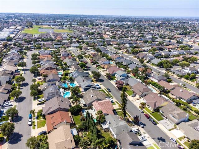 Huntington Beach, CA 92647,16292 Serenade Lane