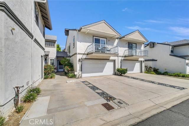 La Habra, CA 90631,871 West Country View