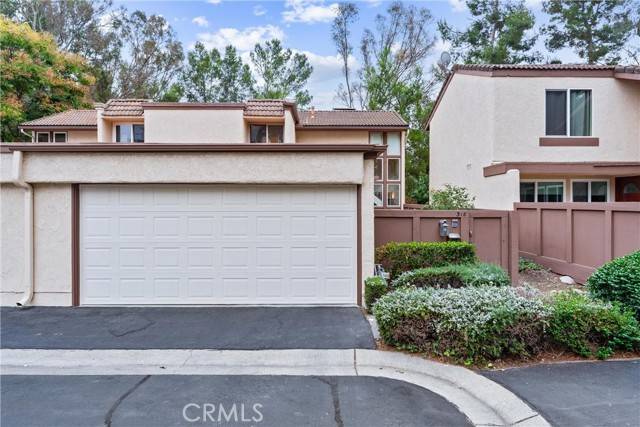 Anaheim Hills, CA 92807,318 South Vista Del Canon