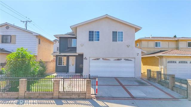 Carson, CA 90746,854 East Meadbrook Street