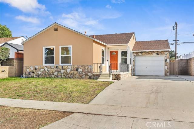 Lakewood, CA 90712,5434 Premiere Avenue