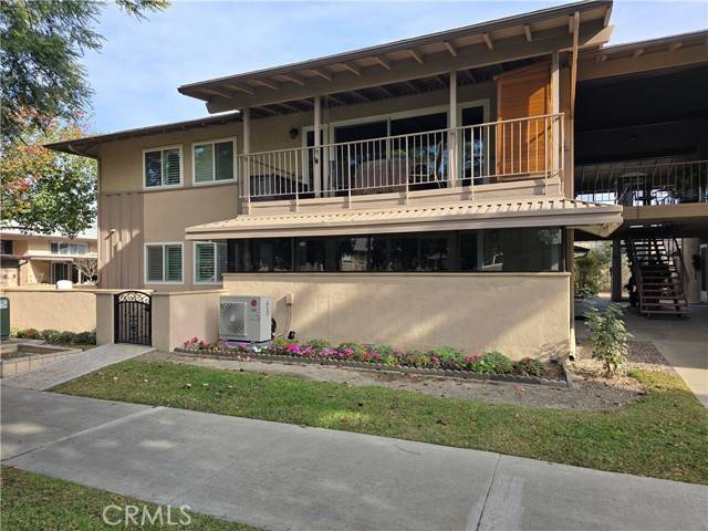 Seal Beach, CA 90740,13338 Del Monte Dr.