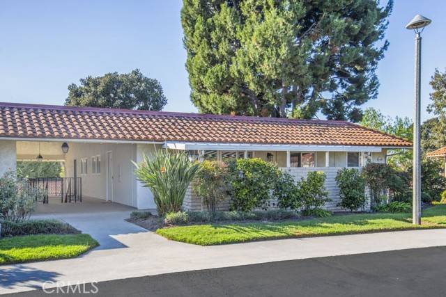 Laguna Woods, CA 92637,3169 Via Vista