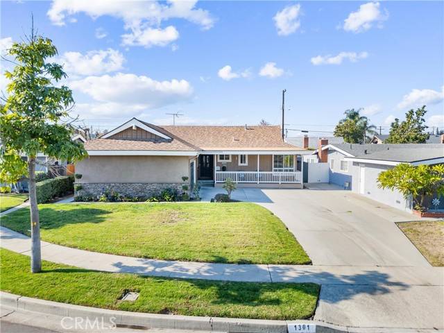 La Habra, CA 90631,1301 Debwood Place