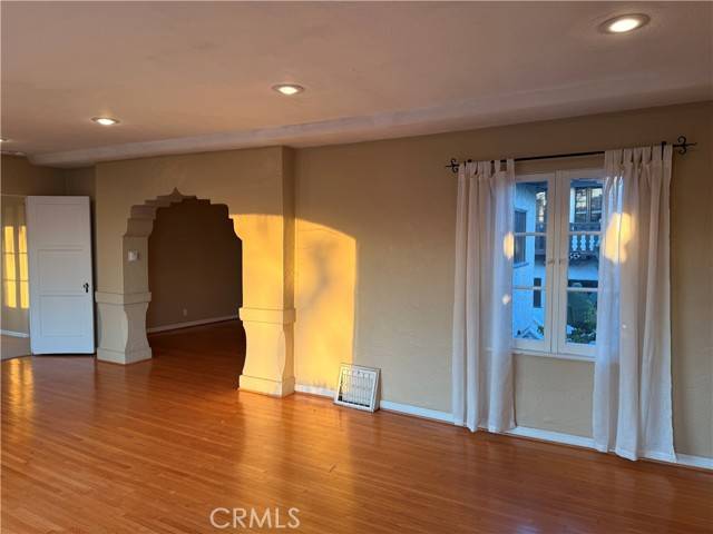 Long Beach, CA 90803,6 36th Place