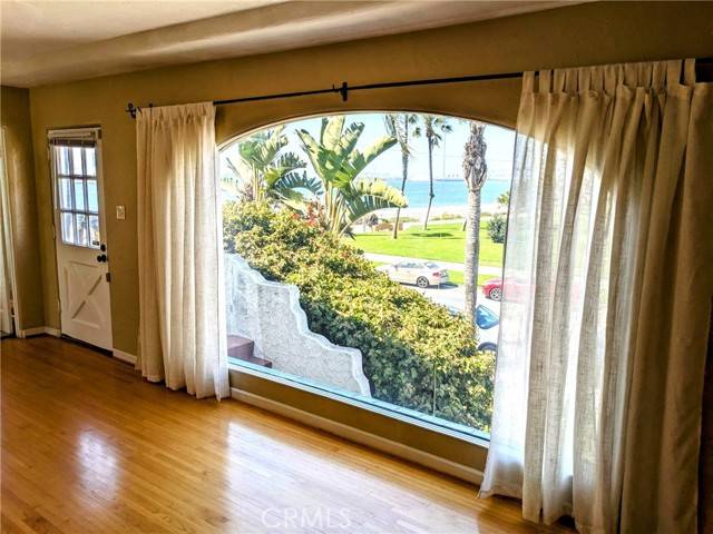 Long Beach, CA 90803,6 36th Place