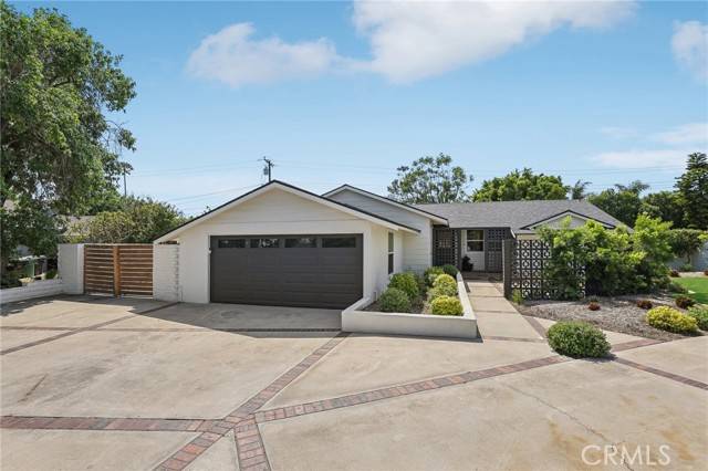 Tustin, CA 92705,13081 Fairmont Way