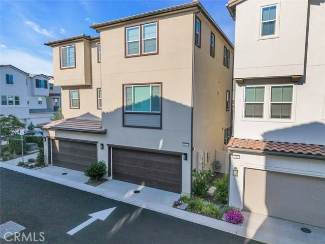 Rancho Mission Viejo, CA 92694,332 Gelding Way