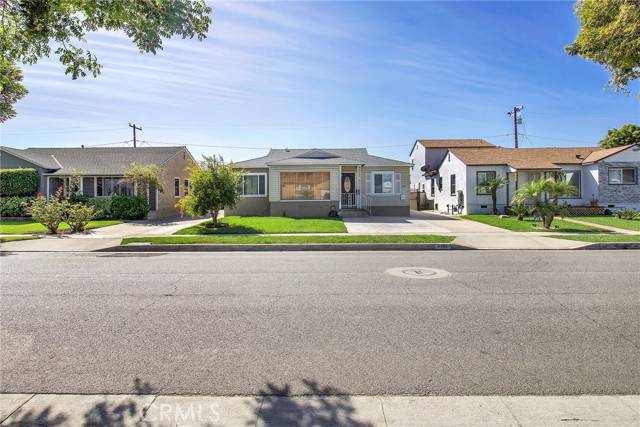 Lakewood, CA 90712,2732 Dollar Street