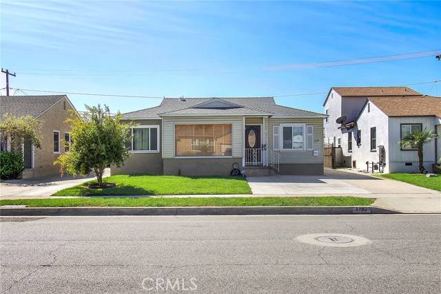 Lakewood, CA 90712,2732 Dollar Street