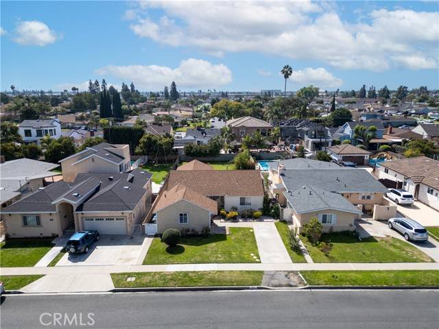 Downey, CA 90241,9402 Buell Street